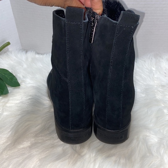 J SLIDES - WOMEN'S WHITNEY BOOTS - BLACK SUEDE SIZE 7.5M - Picture 10 of 17